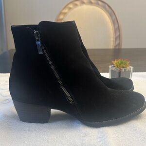Paul Green Allison Black Suede heel ankle bootie women size 8
